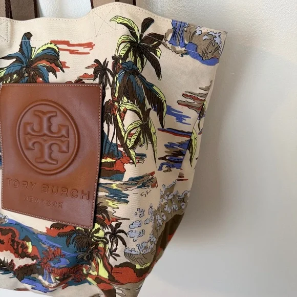 TORY BURCH Gracie Printed Canvas Tote in Postcard from Hawaii - Picture 6 of 12